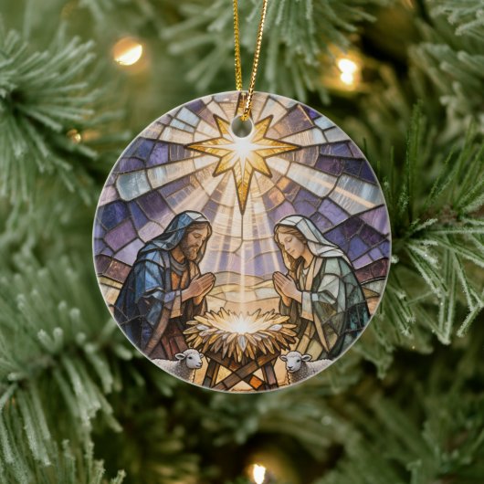 Personalize Stained Glass Nativity Scene Christmas Keramisch Ornament (Boom)