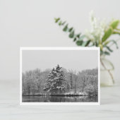 Personalize Winter Evergreen in Black and White Feestdagenkaart (Staand voorkant)