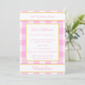 Personalized Birthday Gingham Pink Invitation Kaart (Staand voorkant)