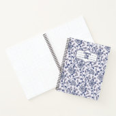 Personalized Blue Floral Spiral Notebook 8.5x11 Notitieboek (Binnen)