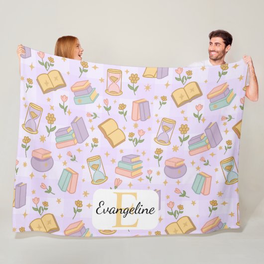 Personalized Bookish Magic Purple Girl Pastel Fleece Deken (In situ)