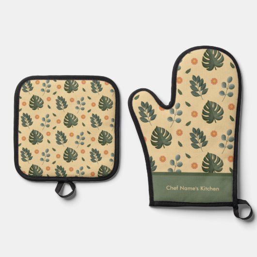 Personalized Botanical Name Cream and Sage Green Ovenwant & Pannenlap Set (Voorkant)