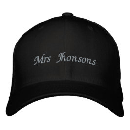 Personalized Bride Honeymoon Gift, Custom Mrs  Geborduurde Pet