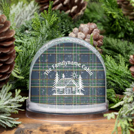 Personalized Cabin Snow Globe with Green Tartan Sneeuwbol