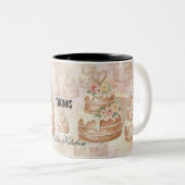 personalized Cake Mug - Custom Name Baker Gift Tweekleurige Koffiemok (Voorkant rechts)