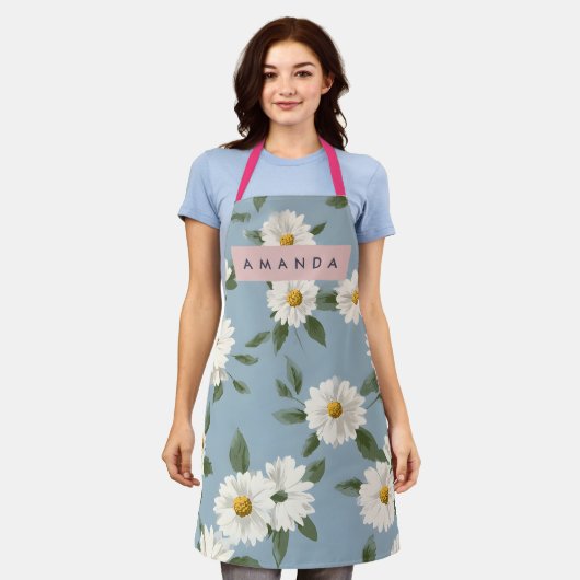 Personalized Charming White Daisies on Dusty Blue Schort (Gedragen)