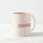 Personalized Coquette Blush Pink Bow Ribbon  Tweekleurige Koffiemok (Voorkant rechts)