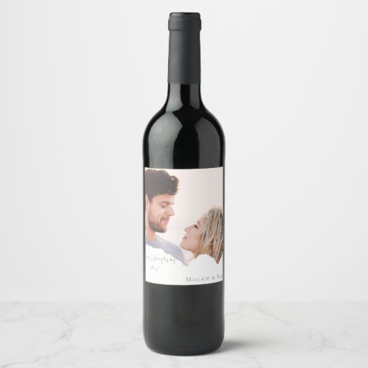 Personalized Couple Photo Wedding Wine Favor II Wijn Etiket (Voorkant)