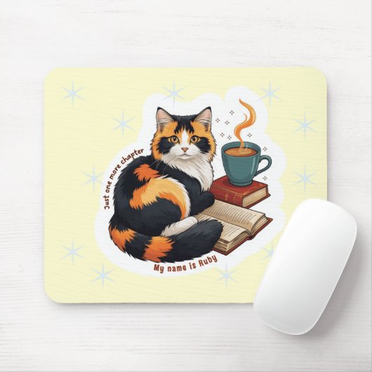 Personalized Cozy Calico Cat Reading Mousepad Muismat (Met muis)
