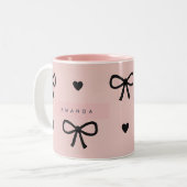 Personalized Cute Chic Pink Bow & Heart Pattern Tweekleurige Koffiemok (Voorkant links)