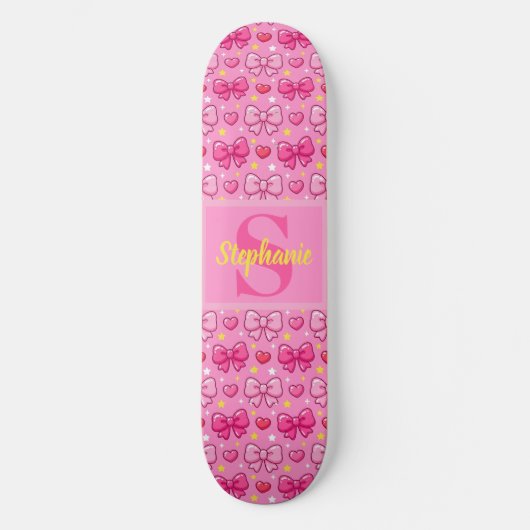 Personalized Cute Pink Bows and Hearts Monogram Persoonlijk Skateboard (Voorkant)