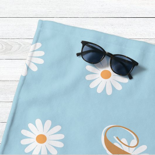 Personalized Daisy Beach Towel, Custom Beach Towel Strandlaken