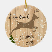 Personalized doe Christmas bauble wooden backgroun Keramisch Ornament (Voorkant)
