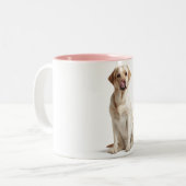 Personalized Dog Lover Mug – Custom Pet Name Tweekleurige Koffiemok (Voorkant links)