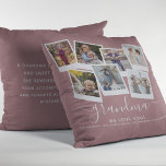Personalized Elegant Grandma Quote & Photo Collage Kussen<br><div class="desc">Grandma we love you! This gorgeous personalized pillow is the perfect gift to let your grandmother know how much you love her. Simply upload your favorite pictures and customize the text to make this a extra special unique gift. On the reverse there is a sweet quote that you can keep...</div>