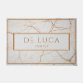 Personalized Faux White Marble Deurmat (Voorkant)