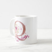 Personalized Floral Initial Mug – Letter Q Koffiemok (Voorkant links)