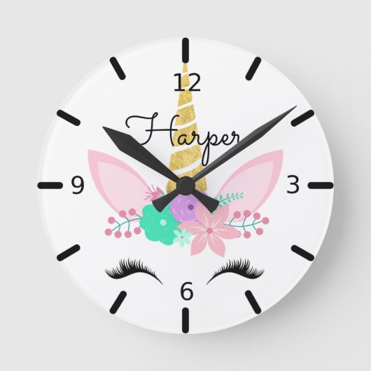 Personalized Floral Smiling Unicorn Ronde Klok (Voorkant)