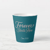 Personalized gift with the date the relationship  latte mok (Voorkant)