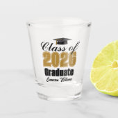 Personalized Gold Black Class of 2026 Graduation Shot Glas (Voorkant)