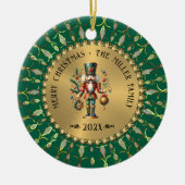 Personalized Gold Green Christmas Nutcracker Keramisch Ornament (Voorkant)