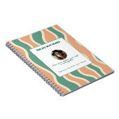 Personalized Green and Orange Wave Patterned  Notitieboek (Rechterzijde)