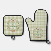 Personalized Green Gingham Newlywed Wedding Ovenwant & Pannenlap Set (Voorkant)