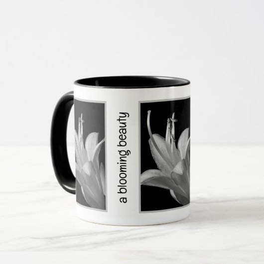 Personalized Hosta Flower in Black and White Mok (Voorkant links)