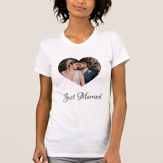 Personalized Just Married Mrs. Name Wedding Date  T-shirt (Voorkant)