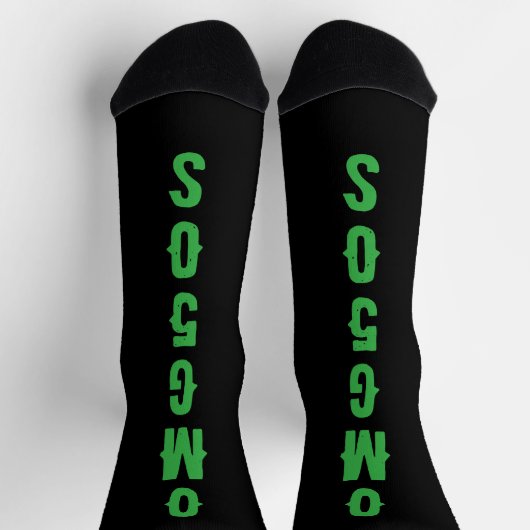 Personalized lettering Green and black modern Chic Sokken (Top)