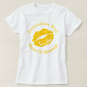 PERSONALIZED Lipstick Kiss (geel) T-shirt