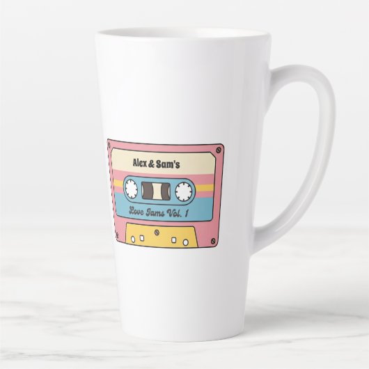 Personalized Love Jams Cassette Tape – Custom Name Latte Mok (Rechts)