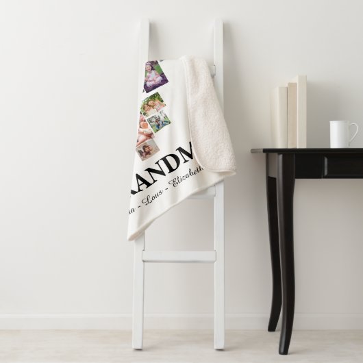 Personalized Love You Grandma Hearts 21 Photo Sherpa Deken (In situ)