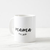 Personalized Mama Est Year Custom Gift For Mommy Koffiemok (Voorkant links)