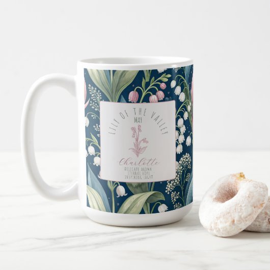 Personalized May Birth Flower Koffiemok (Met donut)