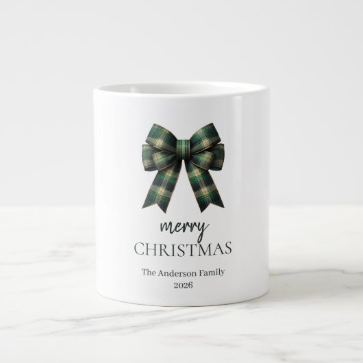 Personalized Merry Christmas | Green Plaid Bow Grote Koffiekop (Voorkant)