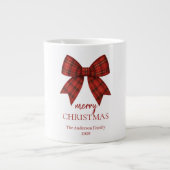 Personalized Merry Christmas | Red Plaid Bow Grote Koffiekop (Voorkant)