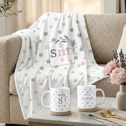 Personalized Monogram Wedding Gift Couple Bride Fleece Deken