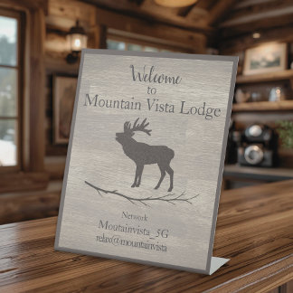 Personalized Mountain Lodge Guest WiFi Sign Reclamebord Met Voetstuk