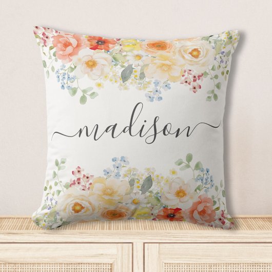 Personalized Name Monogram Watercolor Sunny Floral Kussen