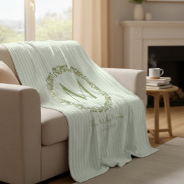 Personalized Olive Wreath Monogram  Fleece Deken