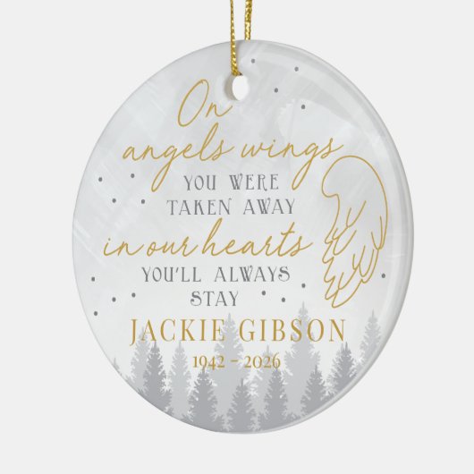 Personalized On Angels Wings Keramisch Ornament (Links)