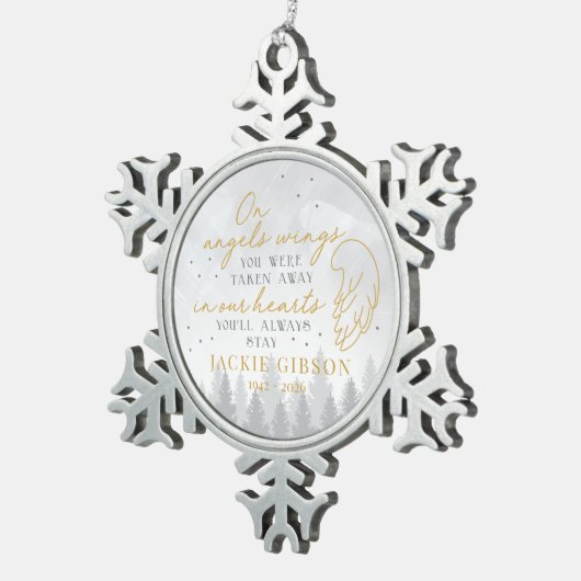 Personalized On Angels Wings Tin Sneeuwvlok Ornament (Rechts)