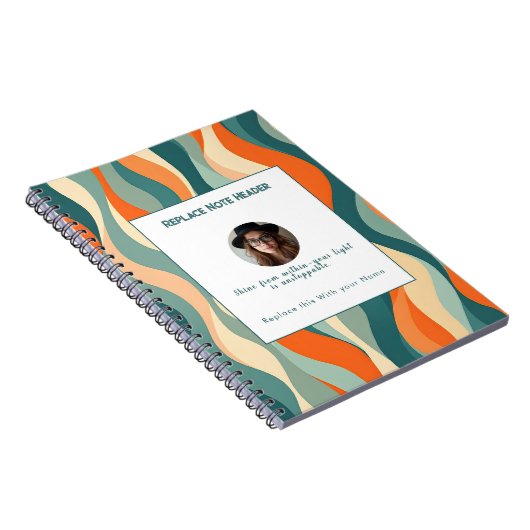 Personalized Orange and Teal Wave Patterned  Notitieboek (Rechterzijde)
