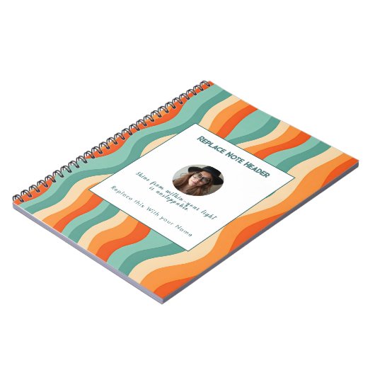 Personalized Orange and Teal Wave Patterned  Notitieboek (Linkerzijde)
