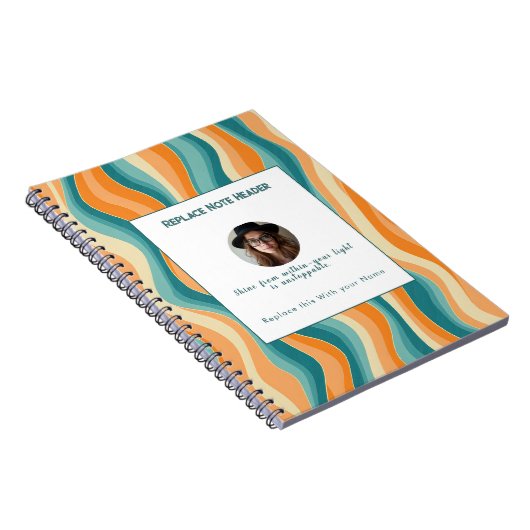 Personalized Orange and Teal Wave Patterned  Notitieboek (Rechterzijde)