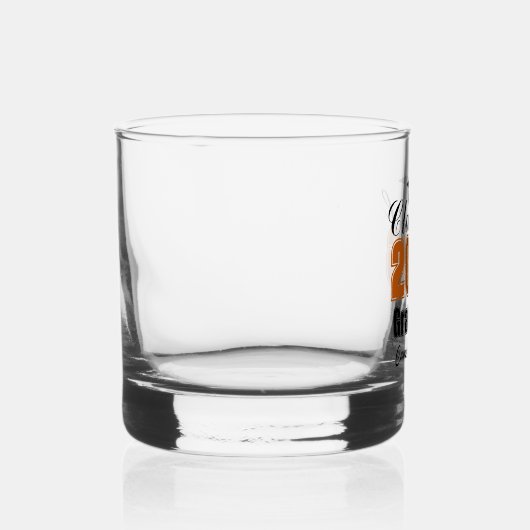 Personalized Orange Black Class of 2026 Graduation Whisky Glas (Rechts)
