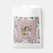 Personalized Pastel Floral Photo Kids Birthday Bedankzakje (Voorkant)