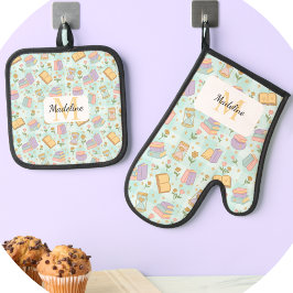 Personalized Pastel Kitchen Magic Mint Green  Ovenwant & Pannenlap Set