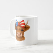 Personalized Patriotic Highland Cow Koffiemok (Voorkant links)